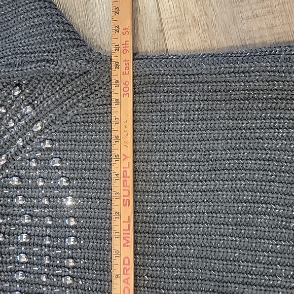 Cliché sweater large. Ex cond.  Heavy. No stains . All beads there. - Picture 7 of 8